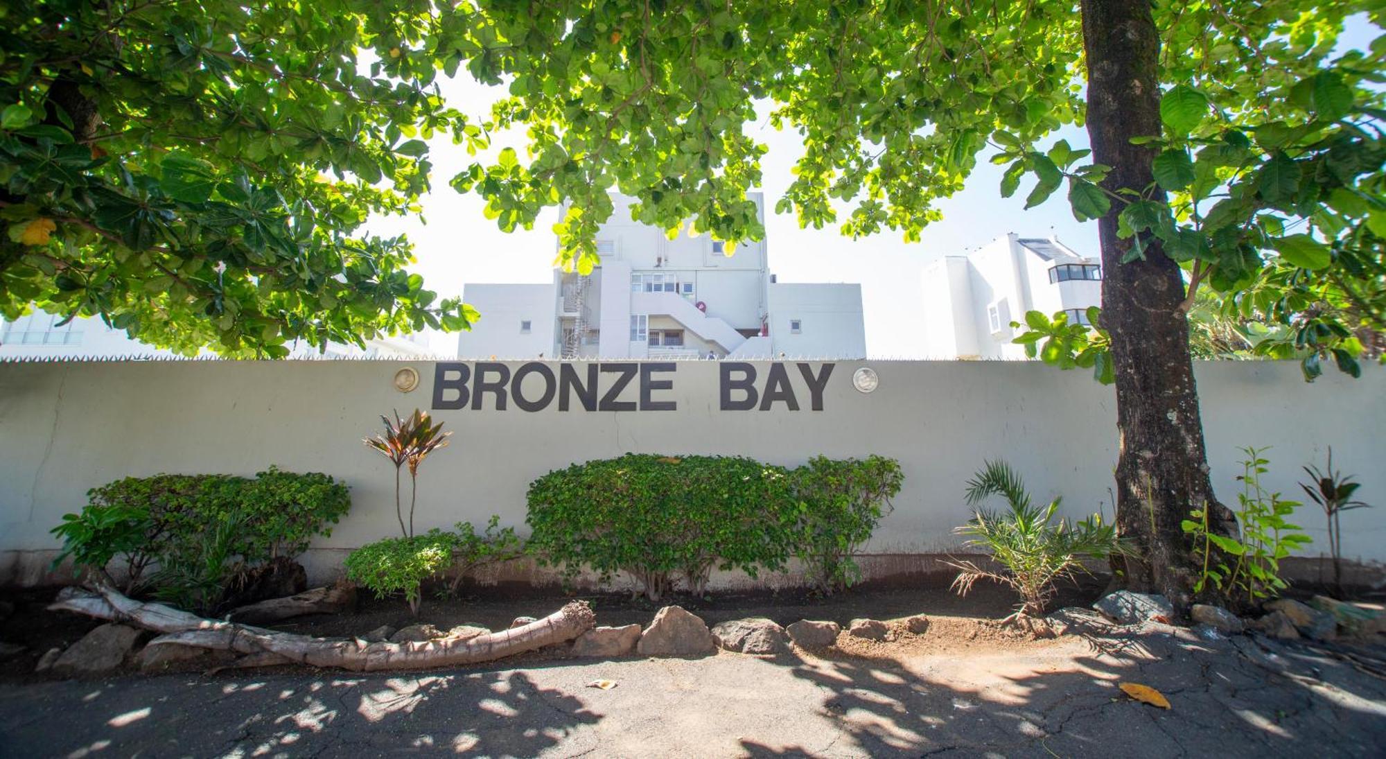 16 Bronze Bay Apartment Durban Exterior photo